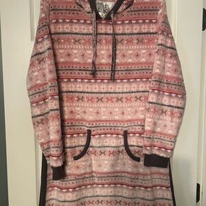 Muk Luks Pink and White Hoodie Snuggie/Nightshirt